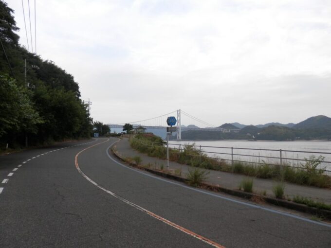 広島県、向島と因島をつなぐ因島大橋