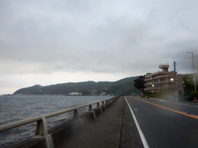 熱海市、国道135号