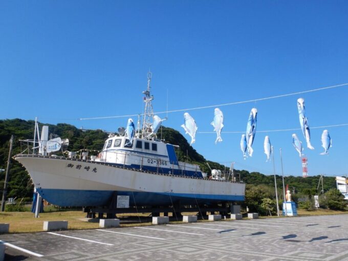 御前崎市観光物産会館なぶら館、御前崎丸