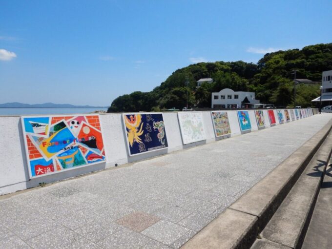 篠島、小中学校卒業記念壁画